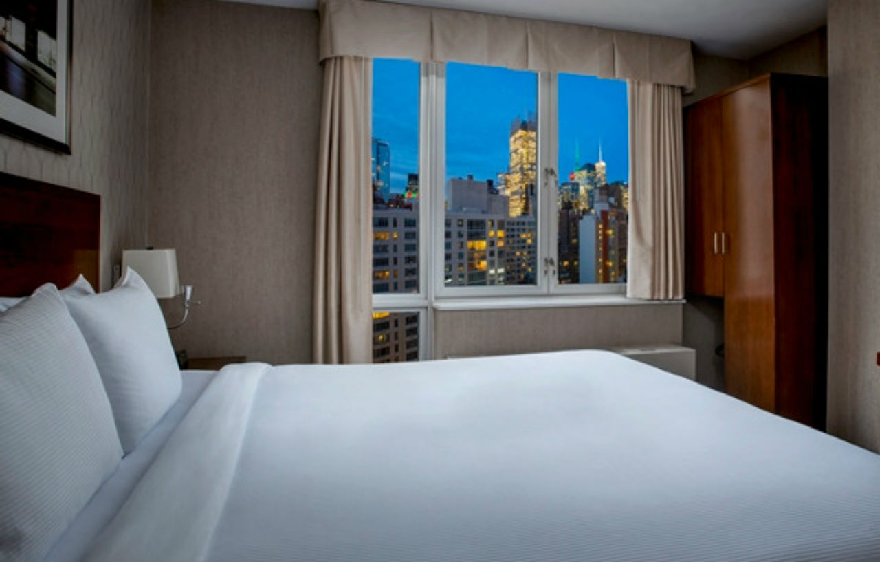 Voco Times Square South New York By Ihg Hotel Exterior photo